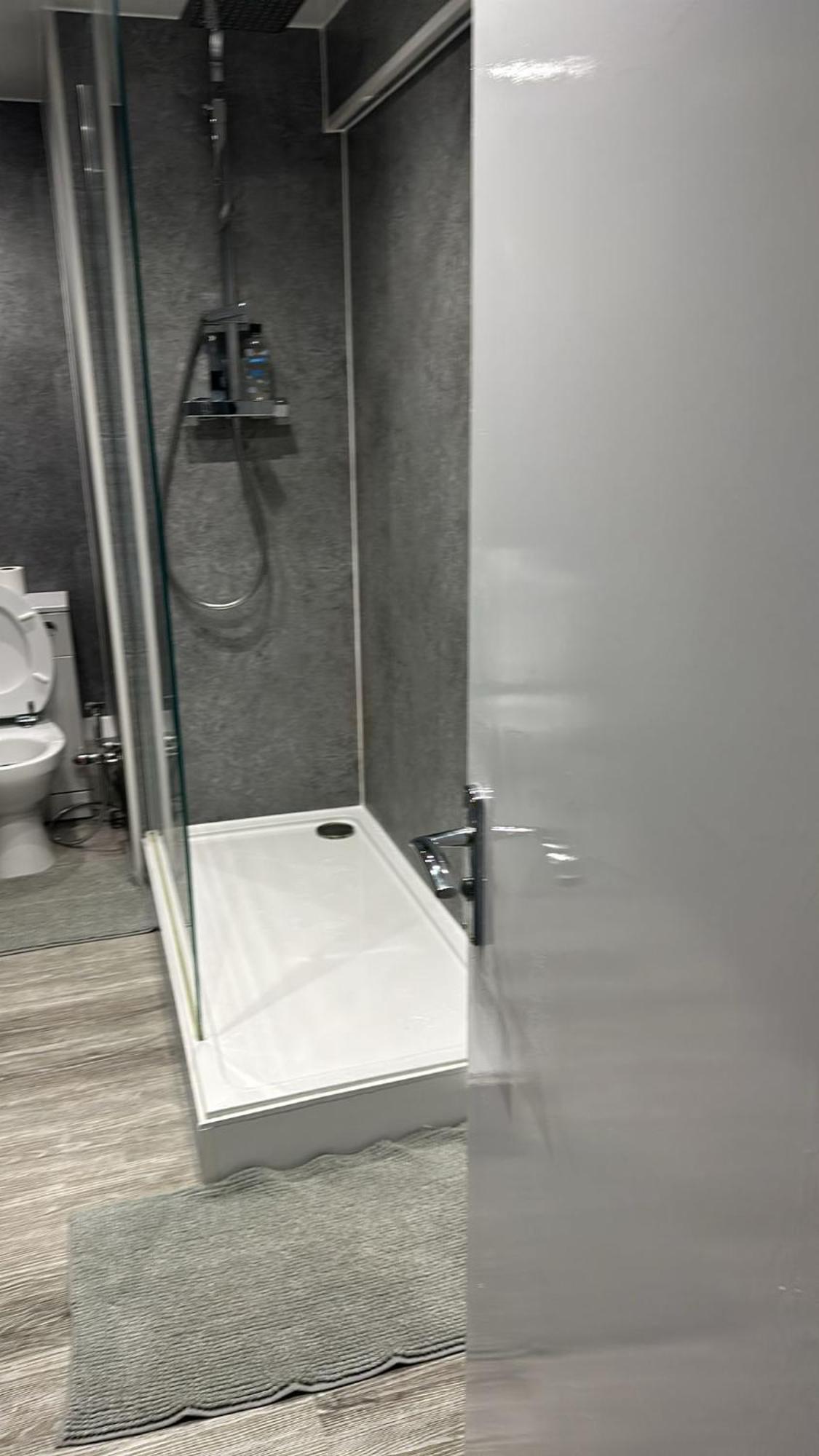 Perfect Stay Near Glasgow Town 客房 照片